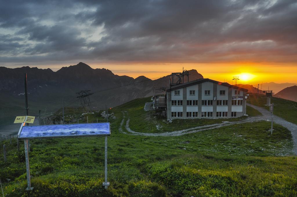 Berghotel Bonistock Frutt Exteriér fotografie